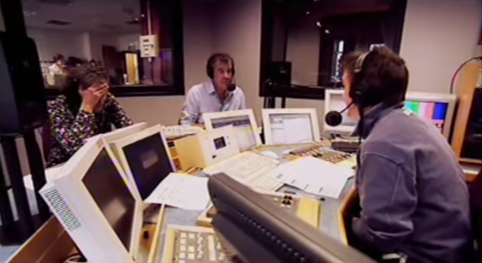 Jeremy, Richard, and James in the studio (© Top Gear / BBC)